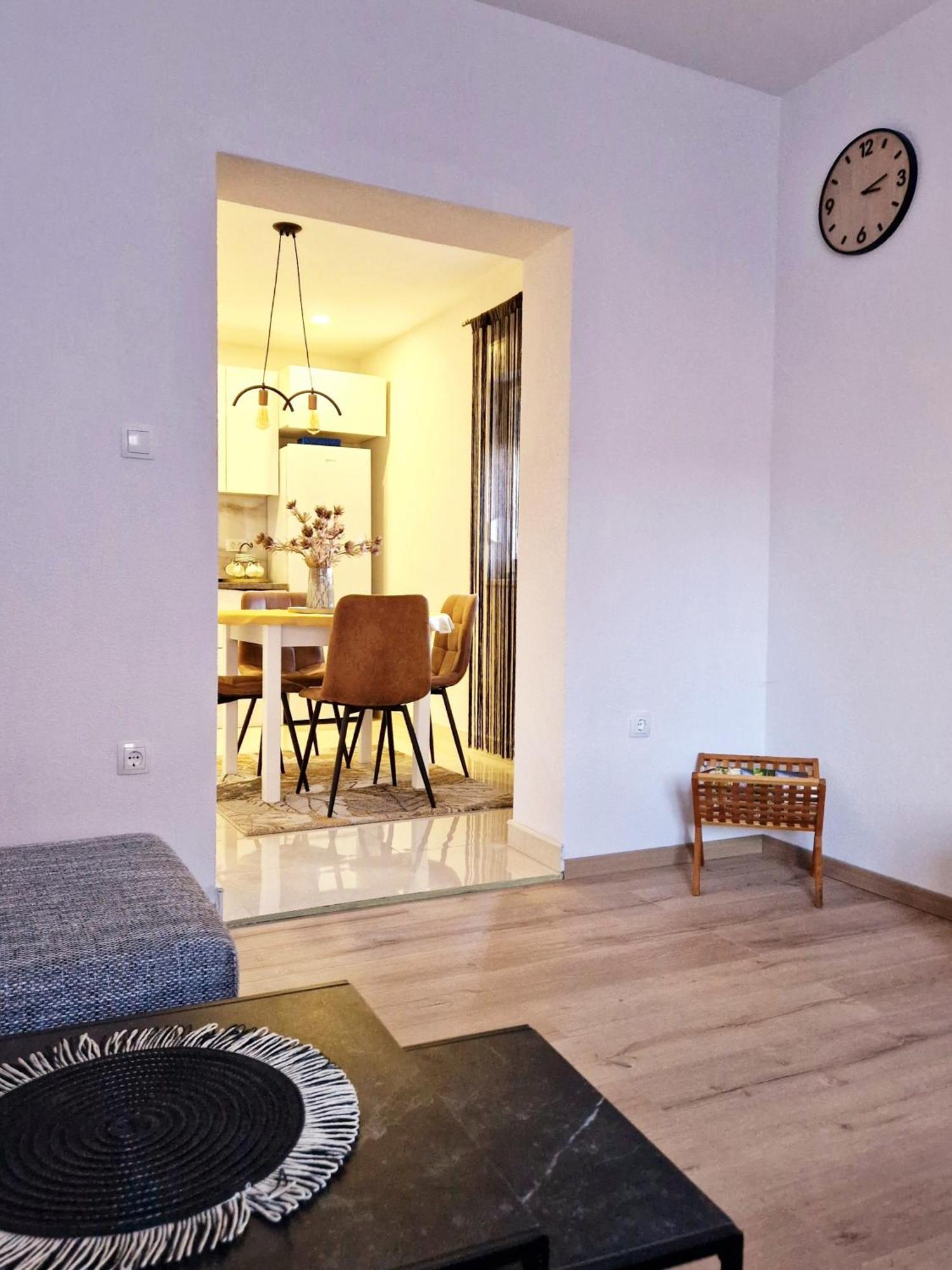 2 Bedroom Apartment Ljubica Сини Екстериор снимка